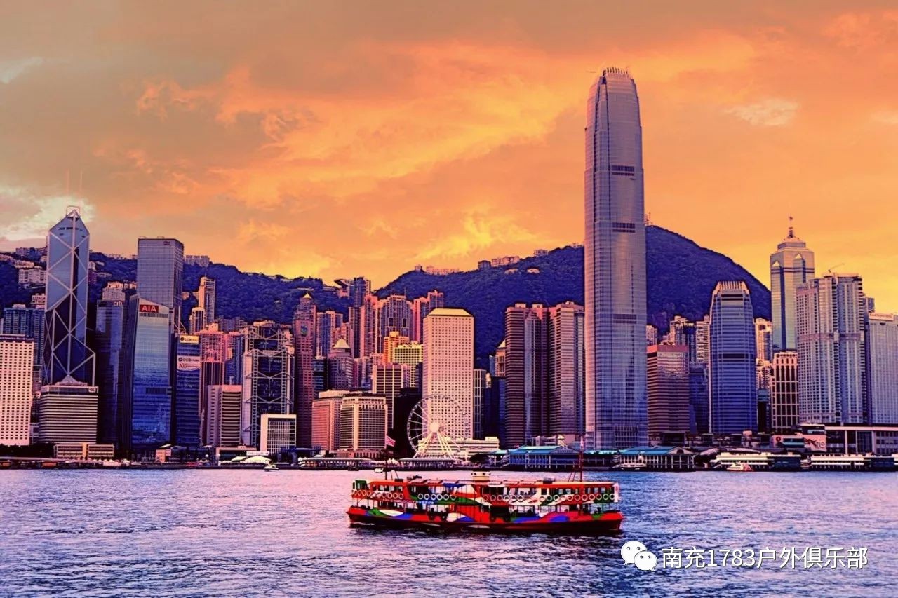 2018年香港全年资料概览，回归后的繁荣与多元发展