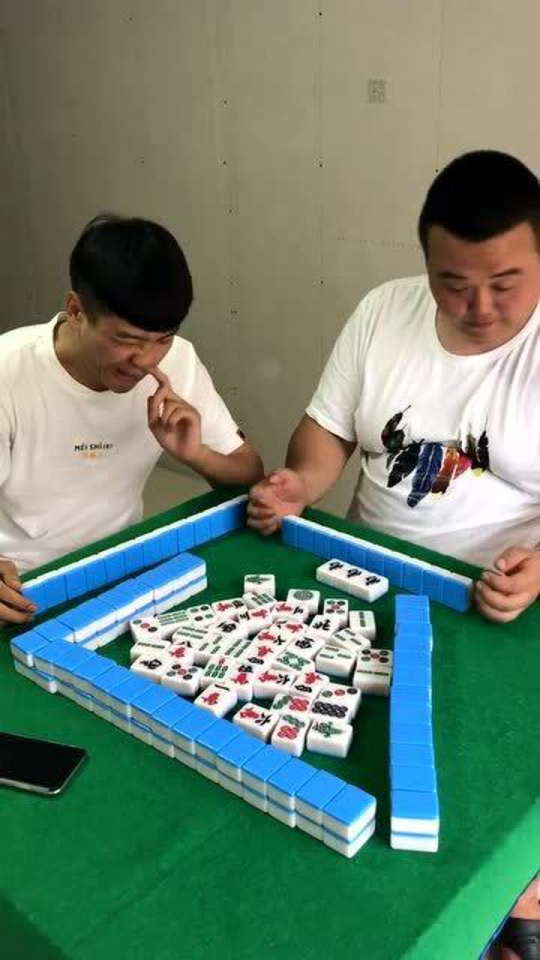 彩界风云，扛霸子、胆码与打把子的传奇故事