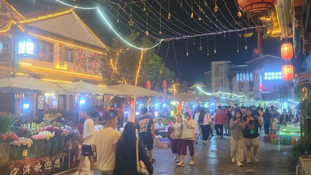 澳门夜市，探寻夜晚的璀璨与惊喜晚上澳门开什么门