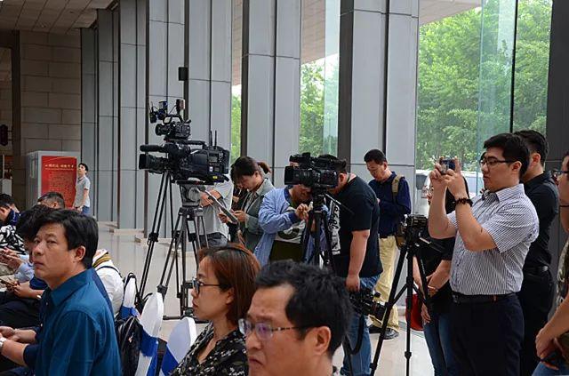 探索新澳门大众网官方网站手机论坛中文版网页的魅力与功能澳门大众报即时新闻
