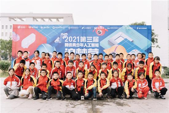 澳门彩生肖视频讲解大全最新，揭秘幸运之门澳门生肖彩总站